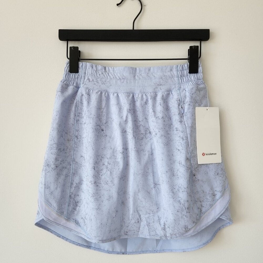 NWT LULULEMON VDPM/PSLB Pastel Blue Hotty Hot High Rise Lined Skirt Long 6